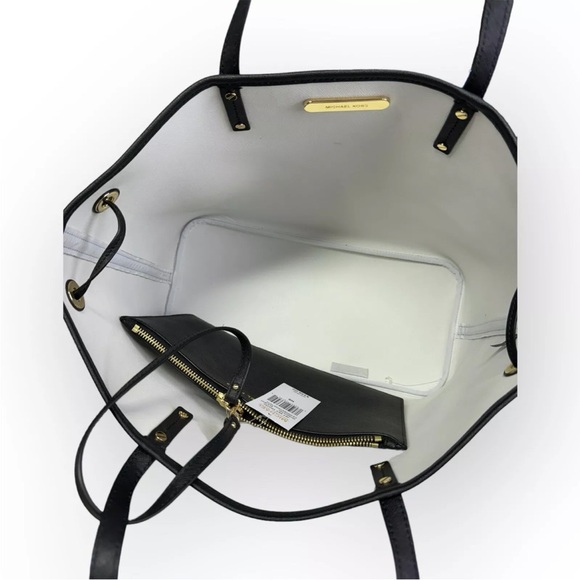 NWT Michael Kors Jet Set Travel Drawstring Tote Black/white Lining - $348 MSRP - Picture 4 of 10